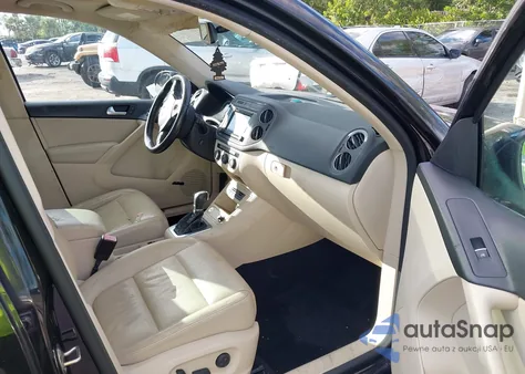 2016 Volkswagen Tiguan Sel z USA, uszkodzony, nr VIN WVGAV7AX5GW527559